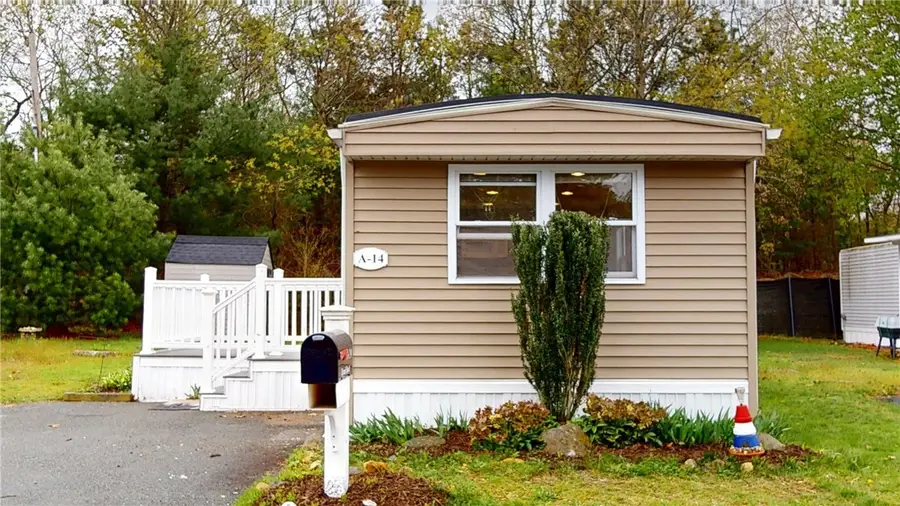 14 Krzak Road, North Kingstown, RI 02852 - #2