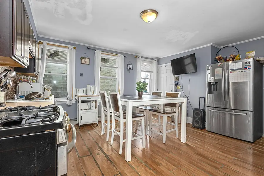 27 Greeley Street, Providence, RI 02904 - #3