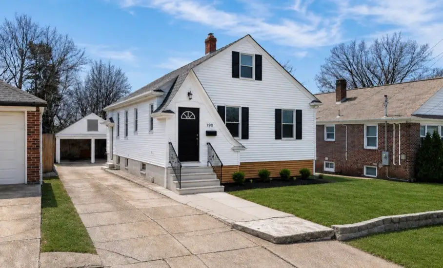 190 Wardlaw Avenue, Providence, RI 02908 - #1