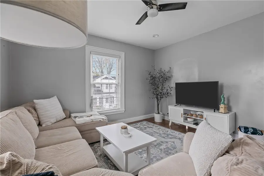5 Elliot Place, Newport, RI 02840 - #3