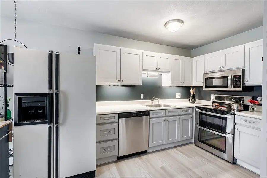10 Burleigh Street #12, Providence, RI 02904 - #3
