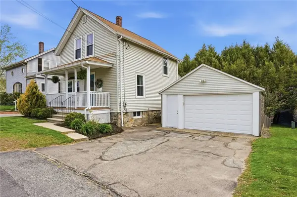 118 Bellevue Avenue, North Smithfield, RI 02896