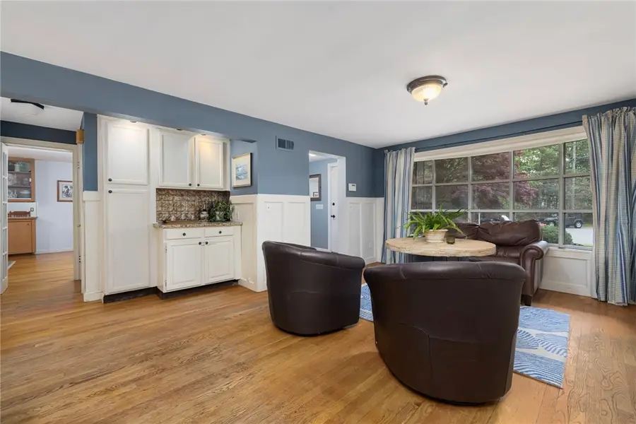 1 Gladridge Drive, East Greenwich, RI 02818 - #3