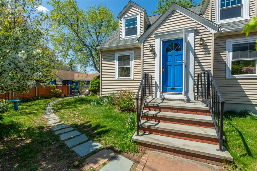 31 Errol Street, Warwick, RI 02888 - #3