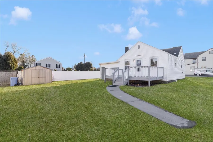 1609 West Main Road, Middletown, RI 02842 - #3