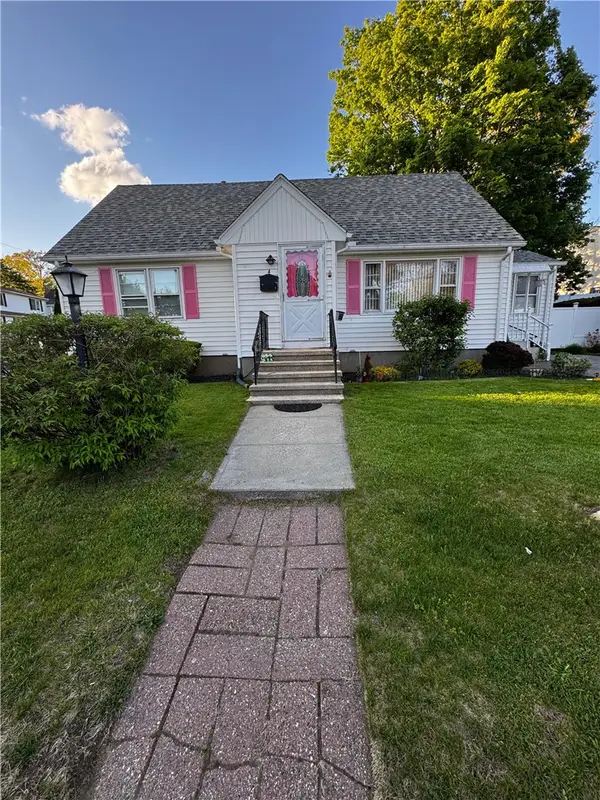 4 Dunbar Street, Providence, RI 02909