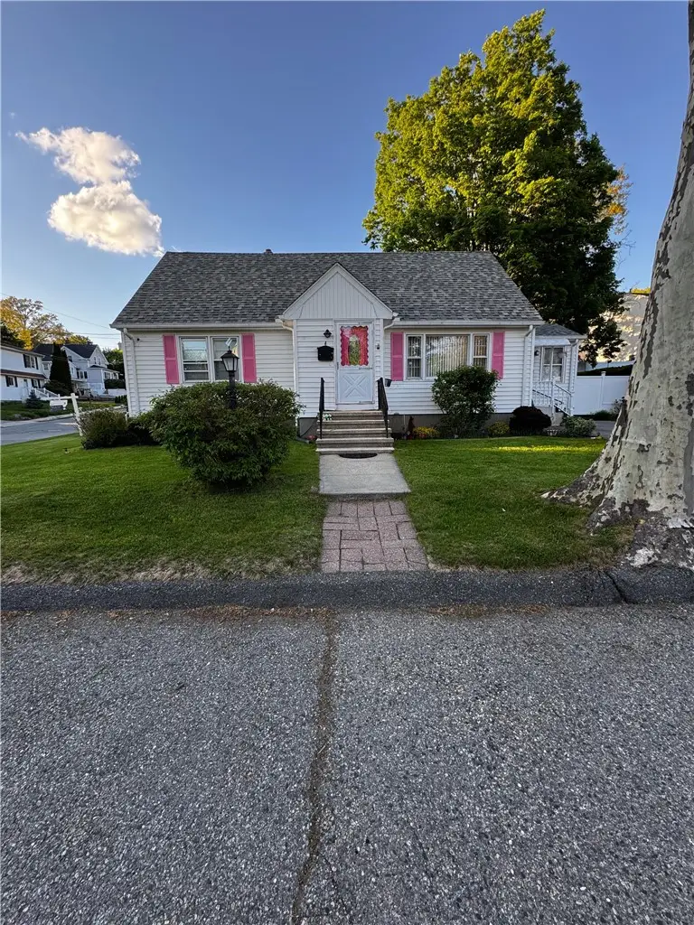 4 Dunbar Street, Providence, RI 02909 - #3