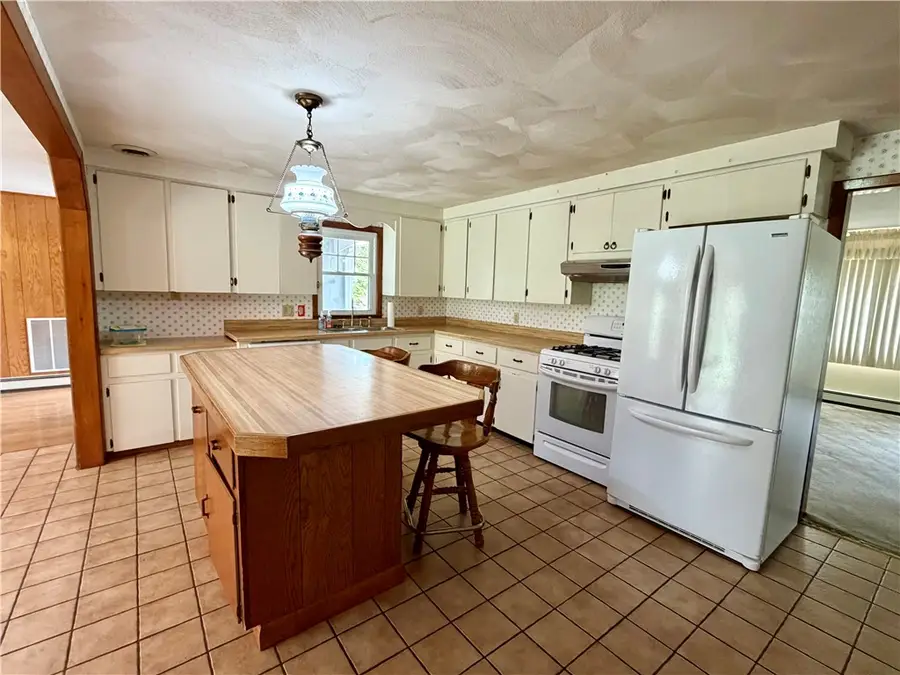 6 Lakewood Drive, Narragansett, RI 02882 - #3