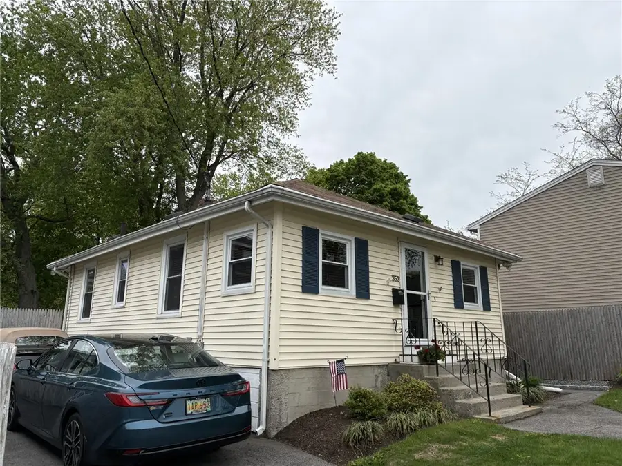 353 Massasoit Avenue, East Providence, RI 02914 - #3