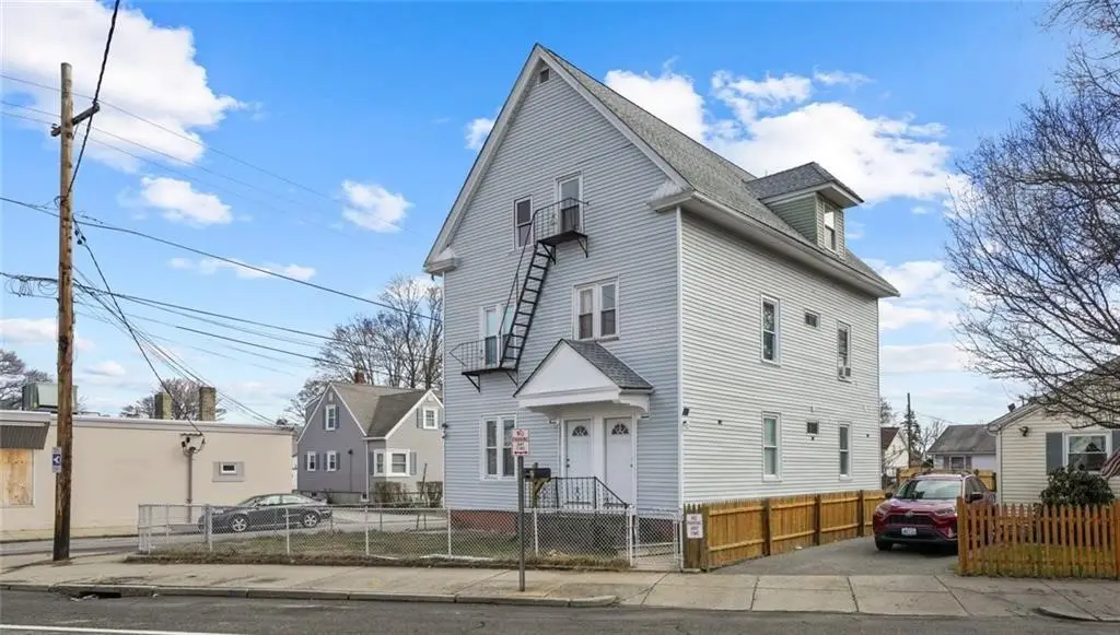 471 Smithfield Avenue, Pawtucket, RI 02860 - #1
