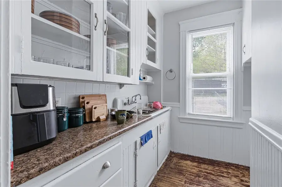 72 Academy Avenue, Providence, RI 02908 - #3