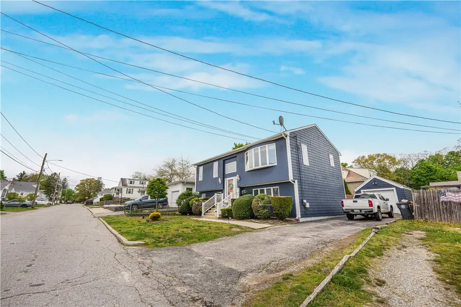25 Doane Street, Cranston, RI 02910 - #3