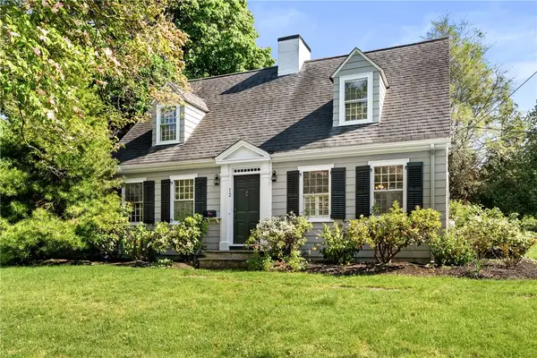 72 Ferry Lane, Barrington, RI 02806