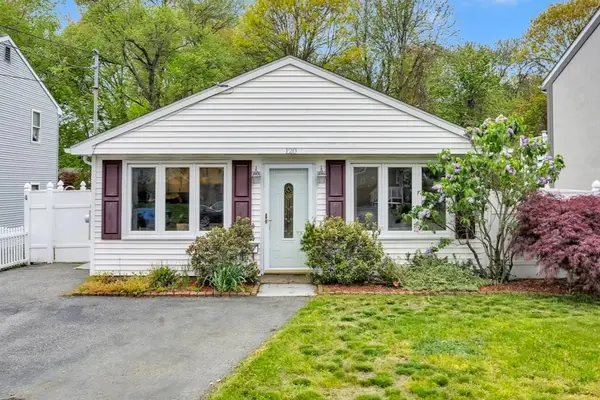120 Hobson Avenue, East Providence, RI 02914