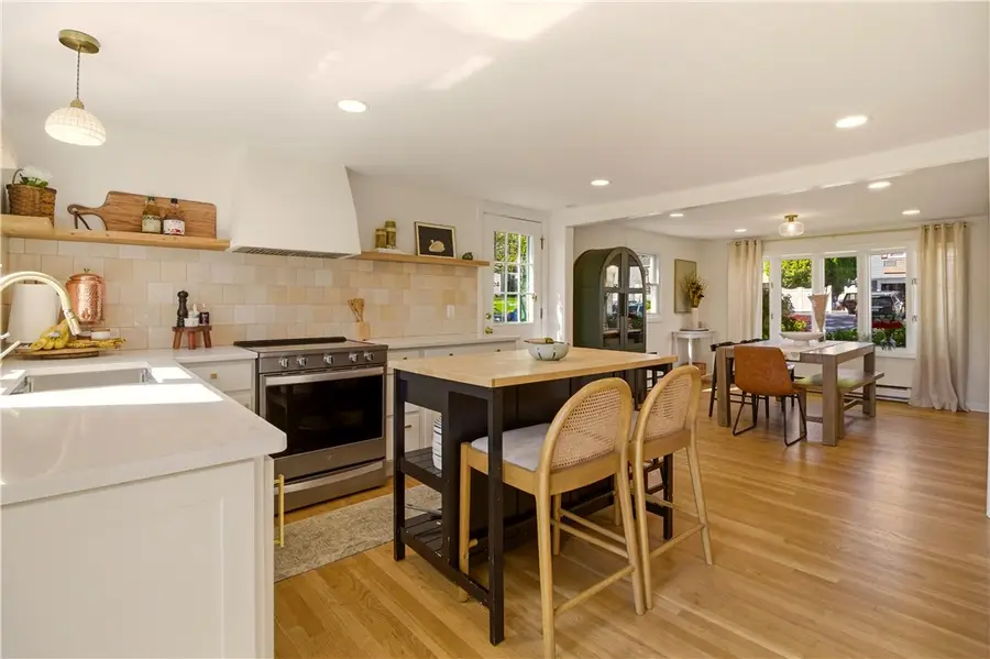 8 Monterey Drive, Bristol, RI 02809 - #2