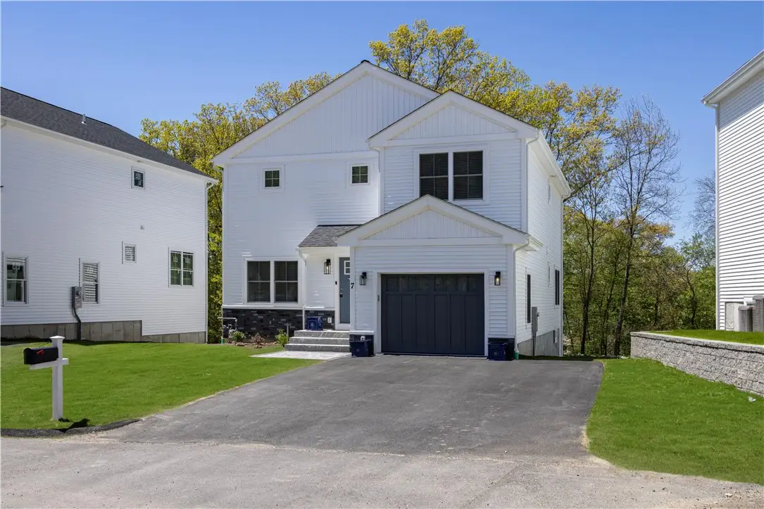 9 Stoneridge Road, Smithfield, RI 02917 - #1