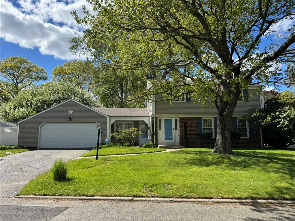 27 Monmouth Drive, Riverside, RI 02515 - #1