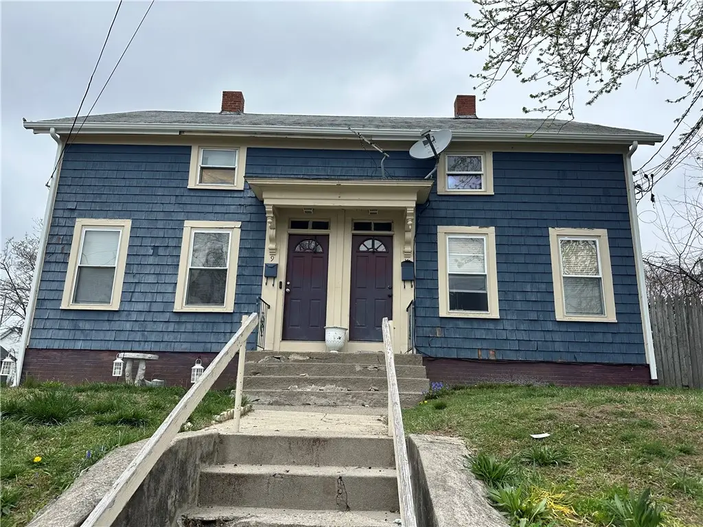 9 Nelson Street, Rumford, RI 02916 - #1