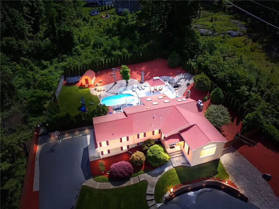 125 Old Mendon Road, Cumberland, RI 02864 - #2