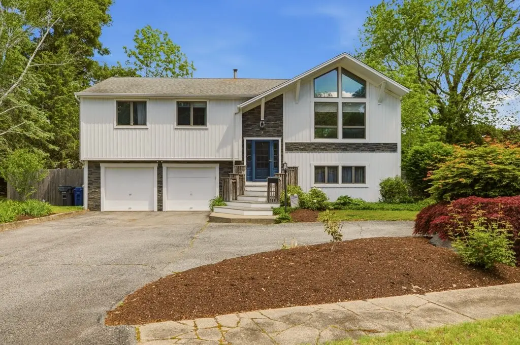 7 Friar Tuck Road, Warwick, RI 02886 - #1
