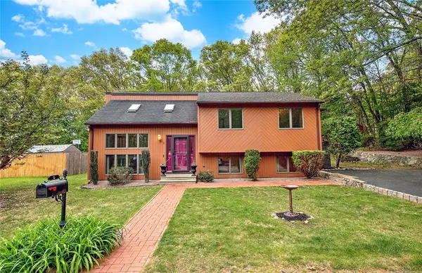 6 Birch Street, Johnston, RI 02919