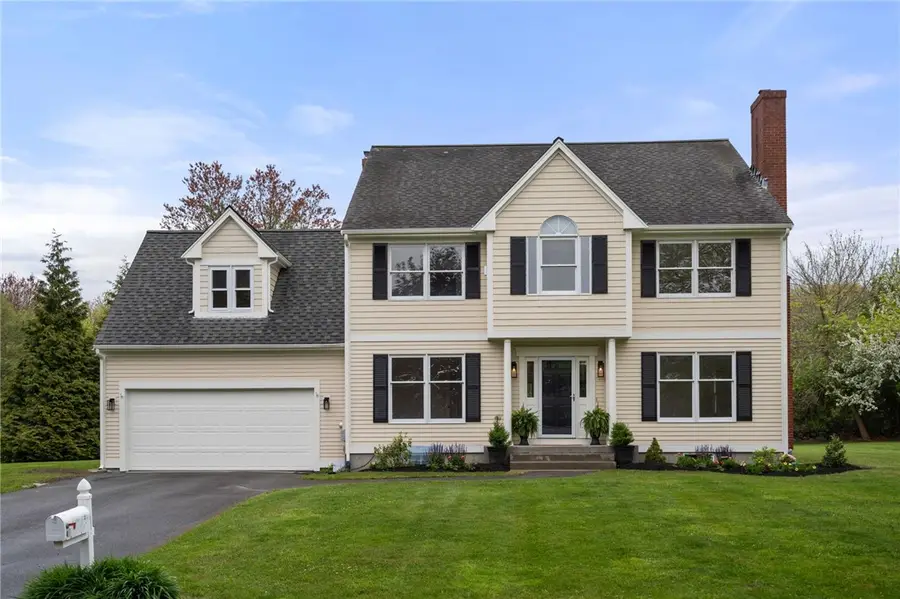 43 Blue Grass Drive, Middletown, RI 02842 - #2
