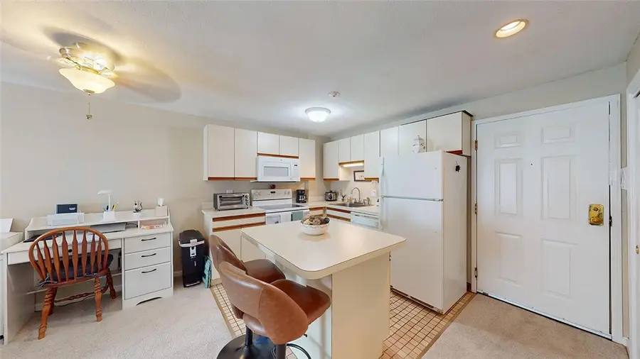 201 Woodlawn Avenue #104, North Providence, RI 02904 - #3