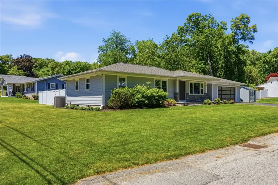 23 Southwood Drive, Cumberland, RI 02864 - #3