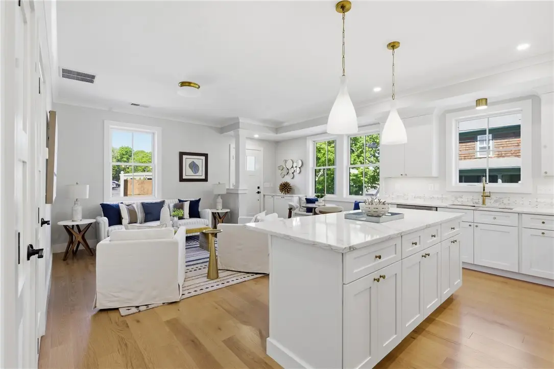 67 Queen Street #2C, East Greenwich, RI 02818 - #1
