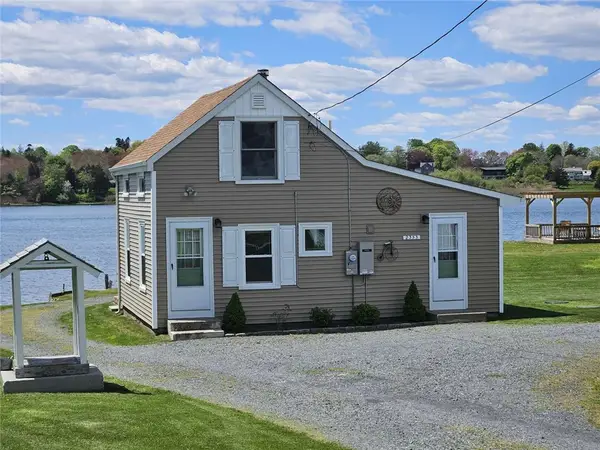 2353 Main Road, Tiverton, RI 02878