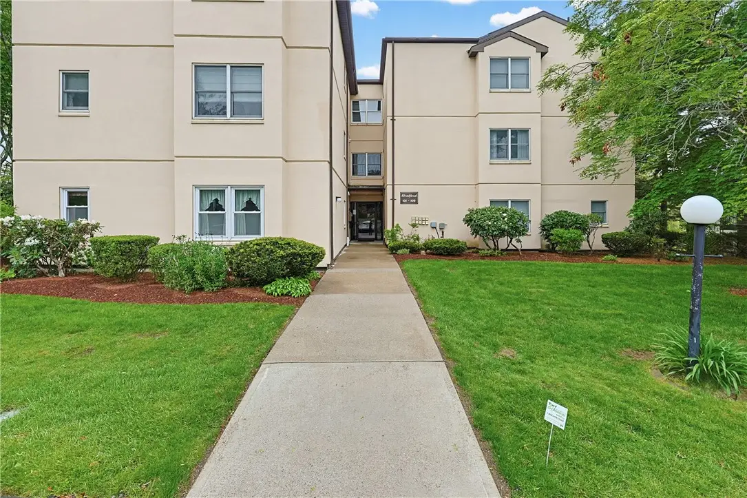 185 Manville Hill Road #106, Cumberland, RI 02864 - #1