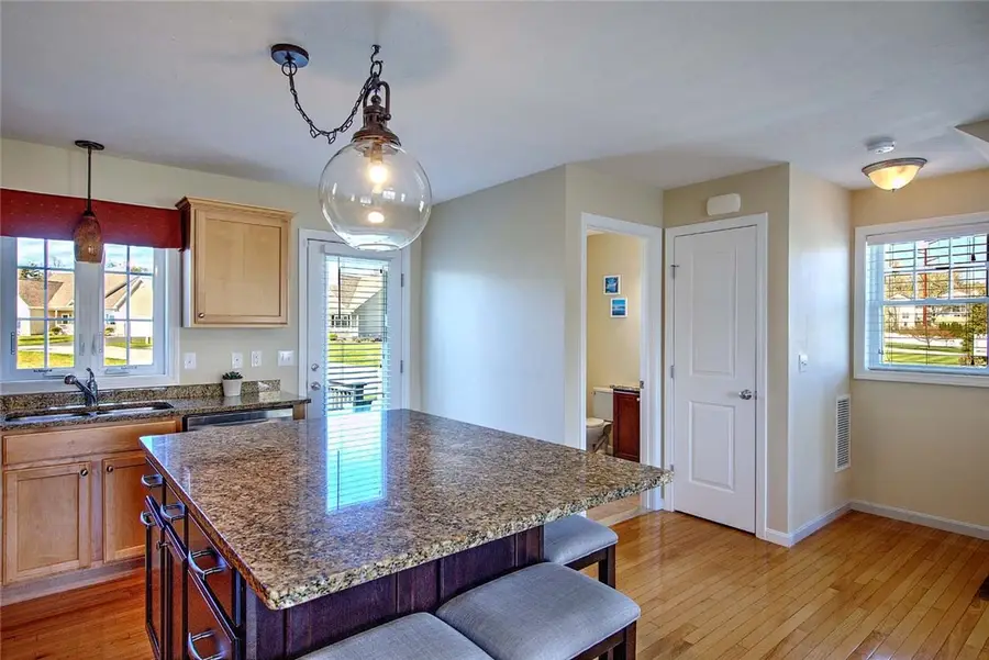 31 Streamview Drive, Cumberland, RI 02864 - #3