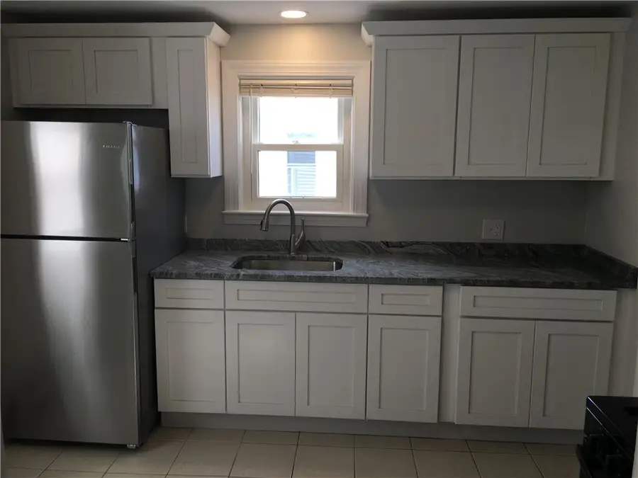 110 Westcott Avenue, Cranston, RI 02910 - #3