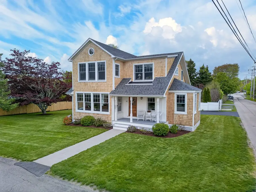 42 Windsor Street, Jamestown, RI 02835 - #3