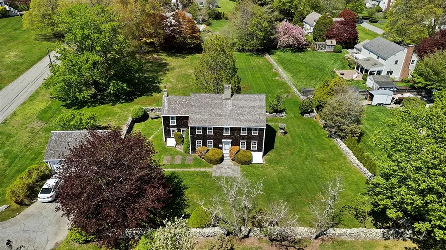 6 Baldwin Road, Middletown, RI 02842 - #3