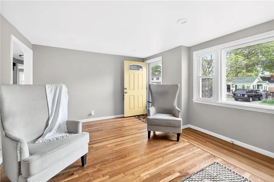 859 Church Avenue, Warwick, RI 02889 - #3