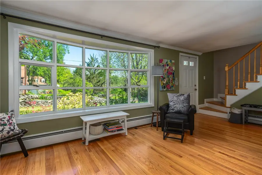 33 Wilbur Road, Lincoln, RI 02865 - #3