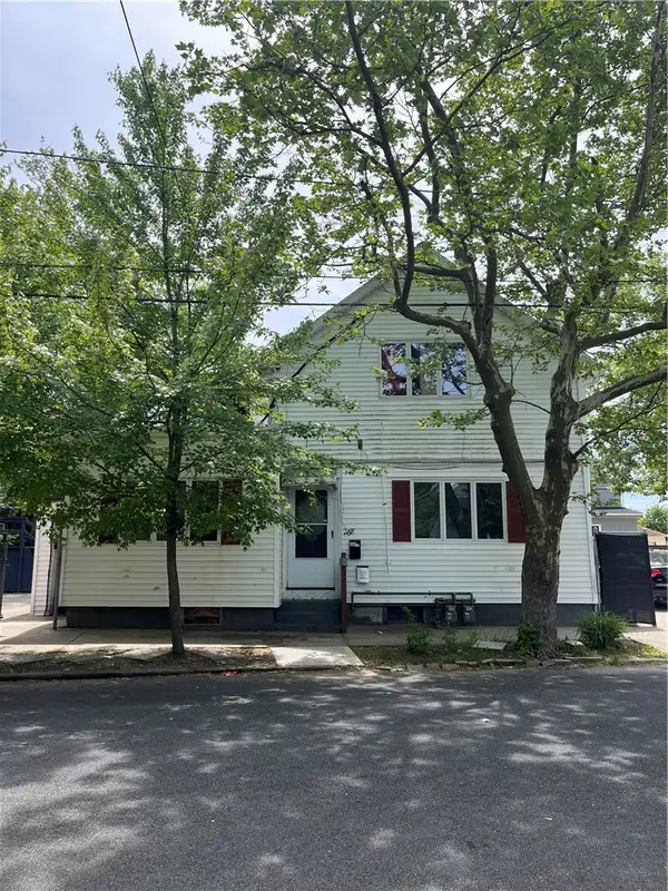 268 Alabama Avenue, Providence, RI 02905