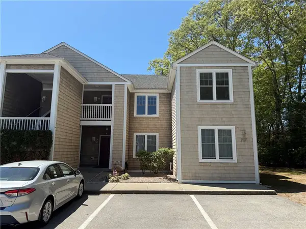 70 Turner Street #E-8, Warwick, RI 02886