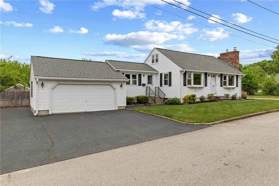 7 Esther Street, Cranston, RI 02920 - #2