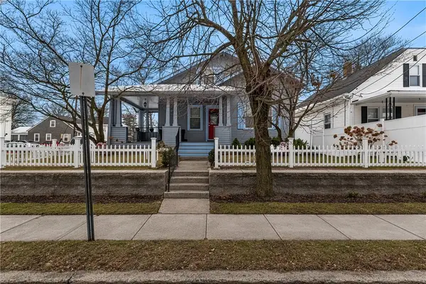 489 Benefit Street, Pawtucket, RI 02861