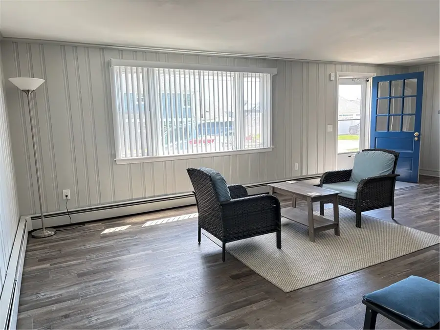10 Anawan Avenue, Narragansett, RI 02882 - #2