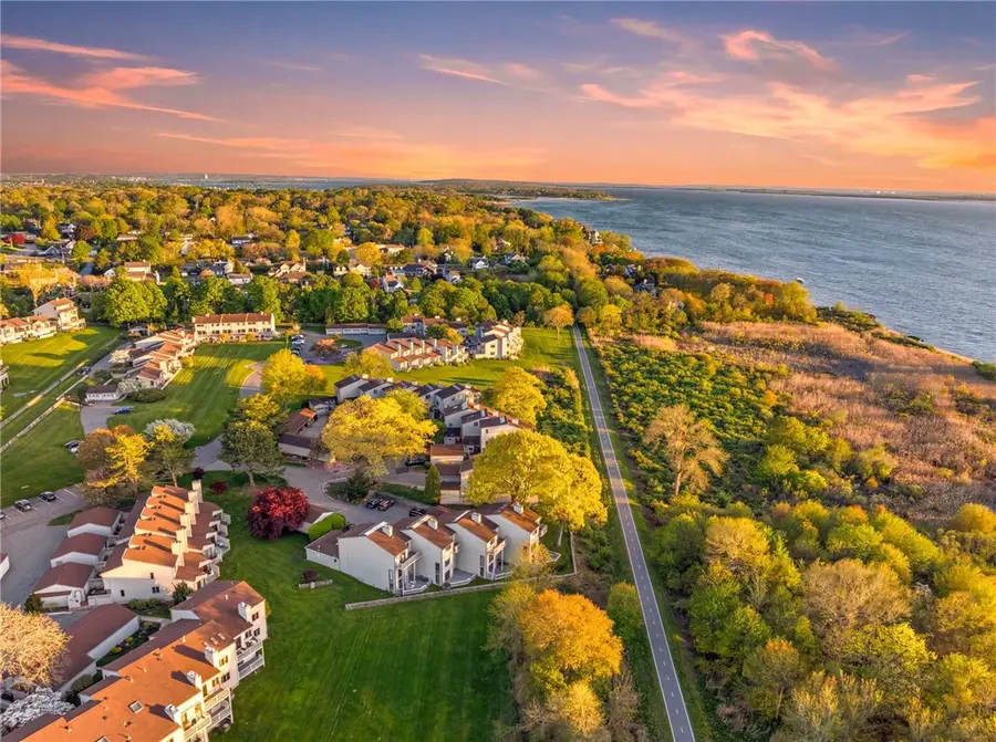 31 Seabreeze Lane, Bristol, RI 02809 - #2