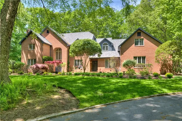 137 Signal Ridge Way, East Greenwich, RI 02818