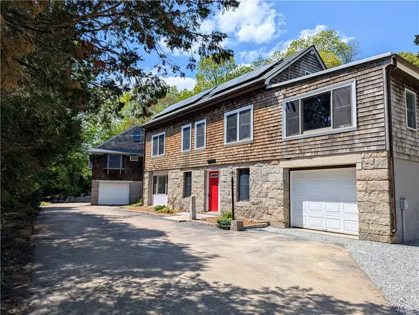 2185 Post Road, South Kingstown, RI 02879
