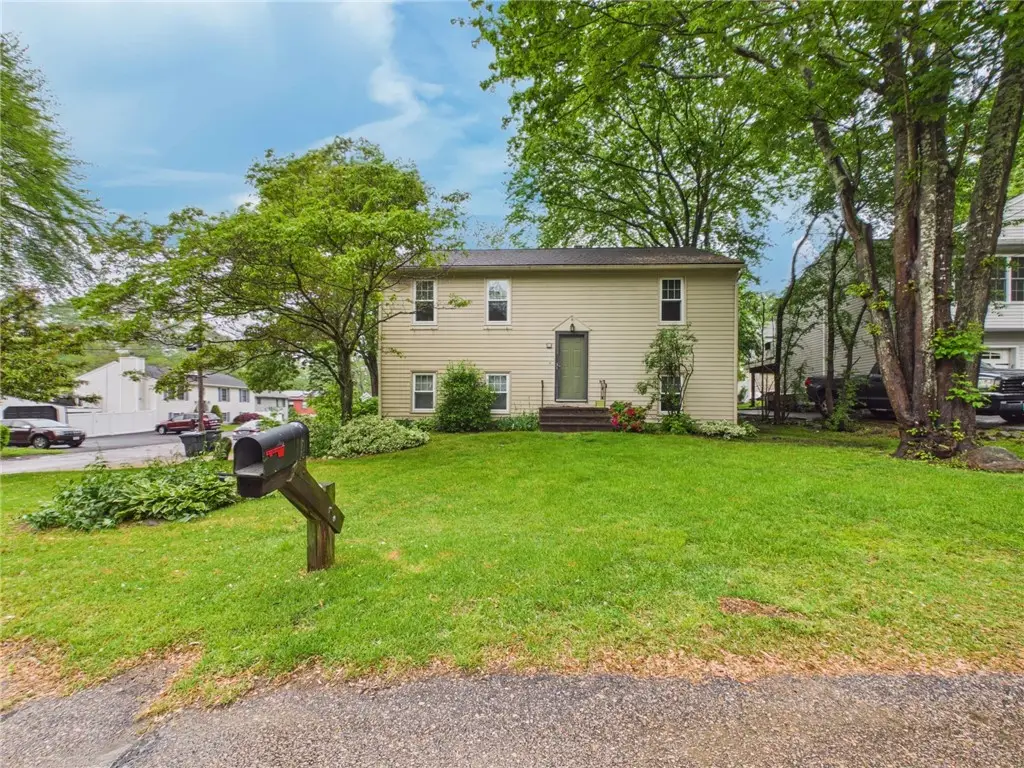 55 Betony Road, Saunderstown, RI 02874 - #1