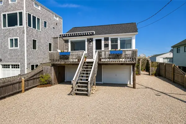 11 Brecka Drive, Narragansett, RI 02879