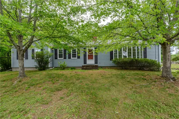 615 West Greenville Road, Scituate, RI 02857