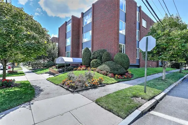 30 Blackstone Boulevard #103, Providence, RI 02906