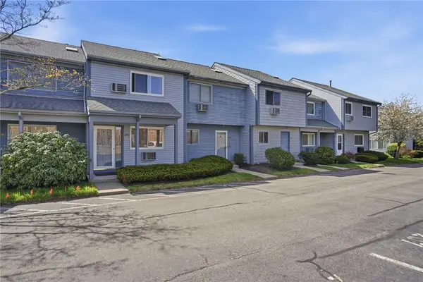 511 Child Street #205, Warren, RI 02885
